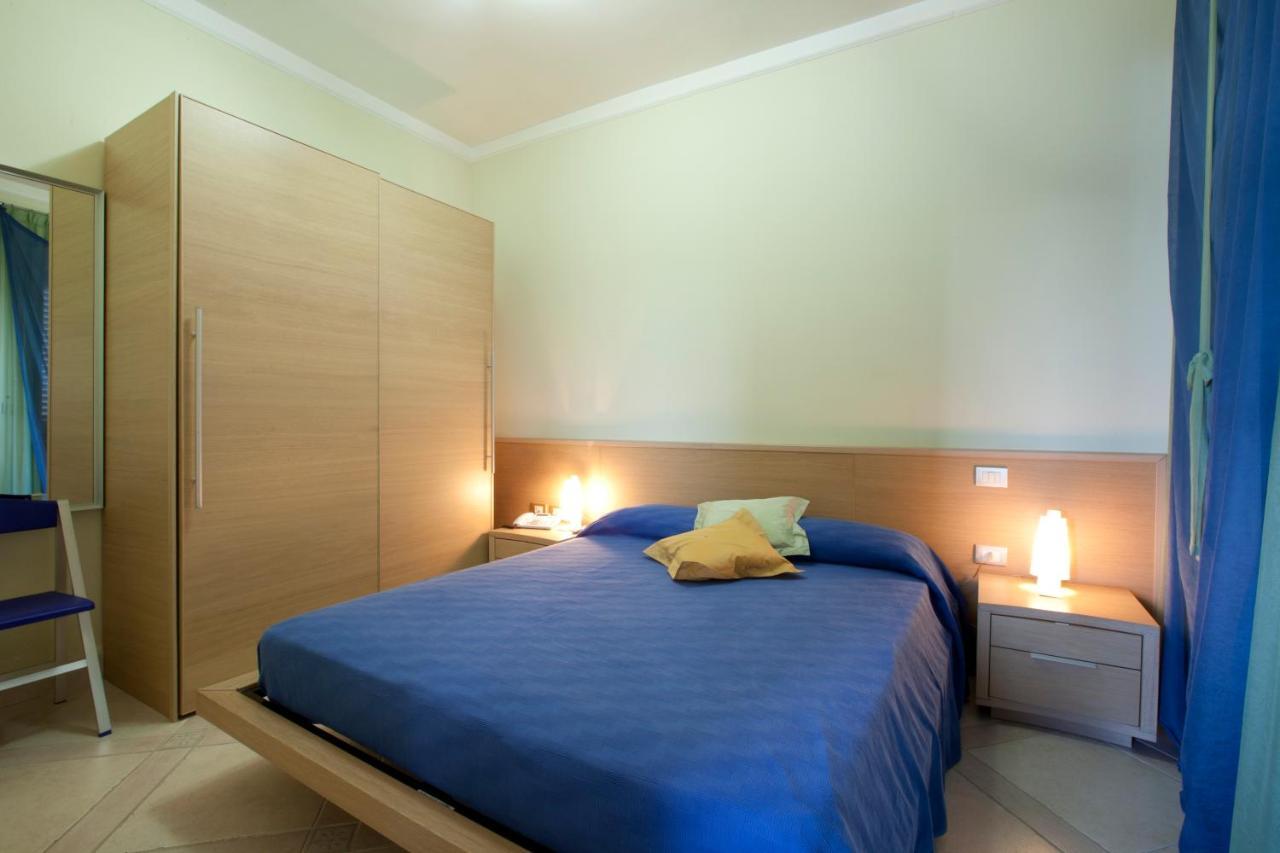 Posidonia Residence Ischia Ruang foto